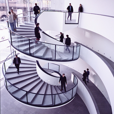 Neues Museum Nürnberg - Innenansicht der Treppe
