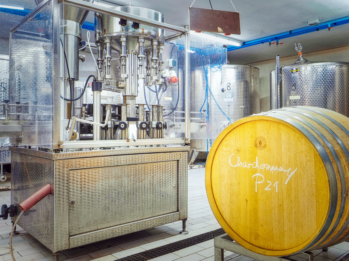 Abfüllanlage · © Rainer Elpel