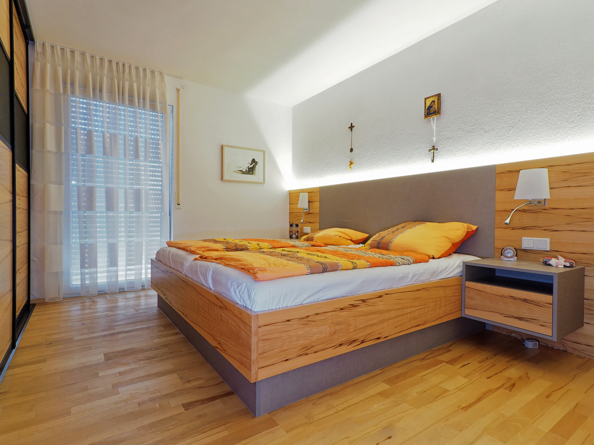 Schlafen 5 · © Rainer Elpel