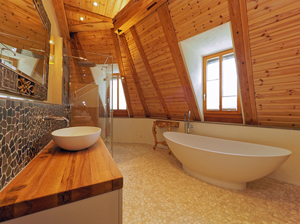 Bad 4 · © Rainer Elpel